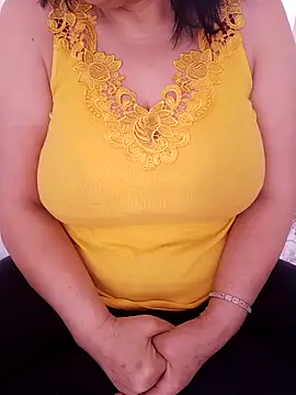 Snapshot of zerdaliii chatting on 04/10/26, 07:15 zerdaliii online show from 04/10/26, 07:15