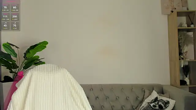 Ice Strawberry online show from 03/30/26, 02:57