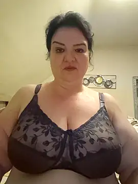 curvymilfxx990 online show from 10/22/25, 06:51