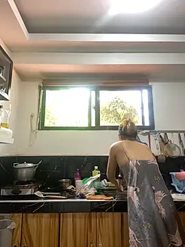 Snapshot of wildpussycat69 chatting on 11/28/25, 04:01 wildpussycat69 online show from 11/28/25, 04:01