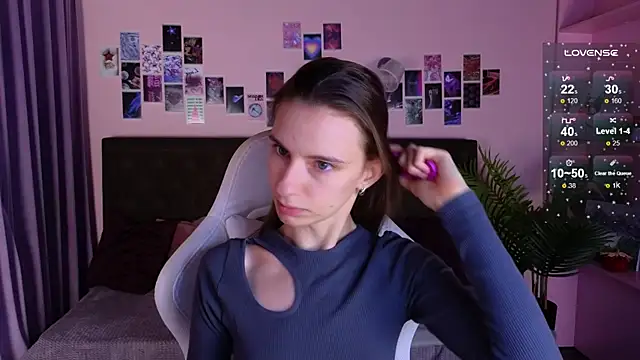 kaleriyaa  online show from 09/14/25, 01:28