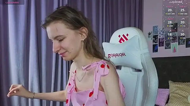 kaleriyaa  online show from 04/12/26, 01:31