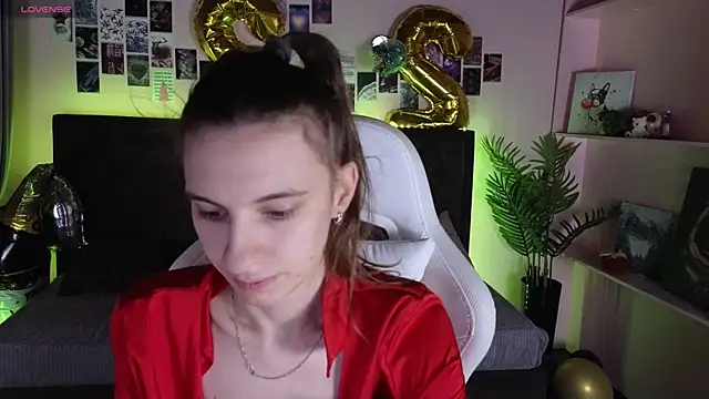 kaleriyaa  online show from 12/22/25, 01:28