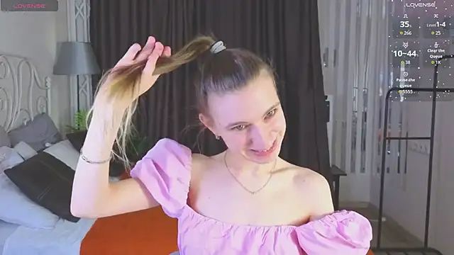 kaleriyaa  online show from 04/10/26, 01:34