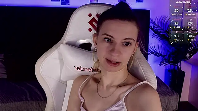 kaleriyaa  online show from 02/08/26, 01:25