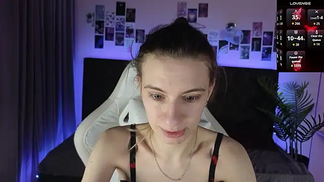 kaleriyaa  online show from 02/20/26, 01:24