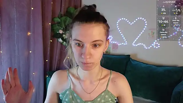 kaleriyaa  online show from 02/27/26, 01:28