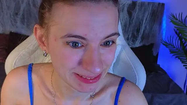 kaleriyaa  online show from 10/25/25, 01:27