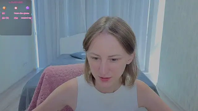 LuluChiiii online show from 09/11/25, 09:53