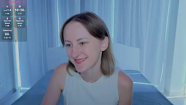 LuluChiiii online show from 09/14/25, 10:37