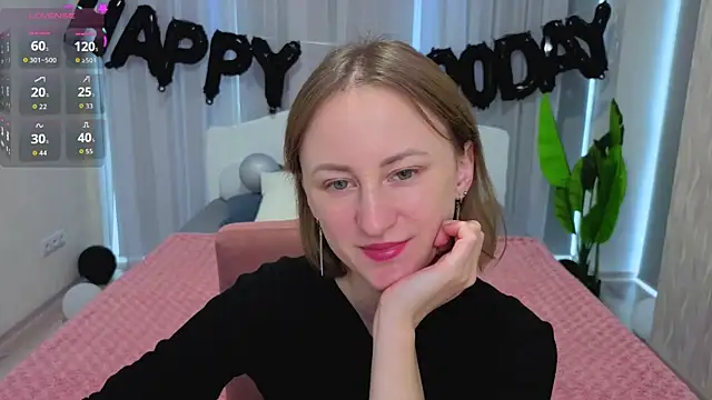 LuluChiiii online show from 11/05/25, 10:40