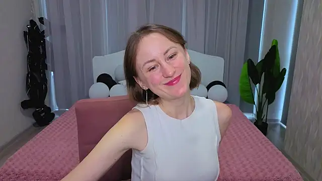 LuluChiiii online show from 11/09/25, 11:58