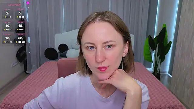 LuluChiiii online show from 11/07/25, 11:15