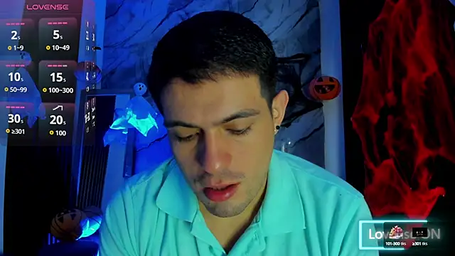 Snapshot of William_Steel_ chatting on 10/10/25, 11:55 William Steel online show from 10/10/25, 11:55