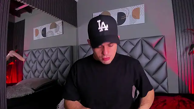 Snapshot of William_Steel_ chatting on 09/24/25, 11:39 William Steel online show from 09/24/25, 11:39