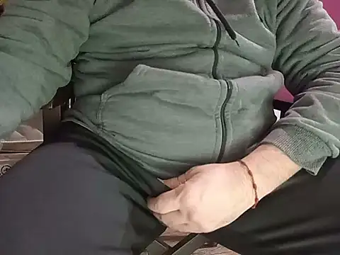 BabyBearMilk online show from 05/28/26, 02:56