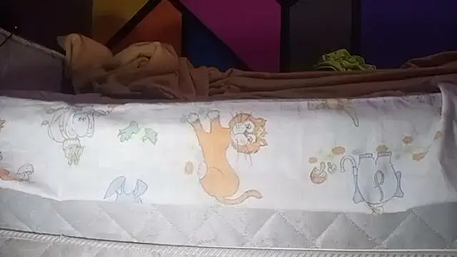 BabyBearMilk online show from 10/04/25, 04:14