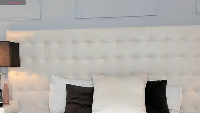 KellyRooss online show from 11/05/25, 12:41