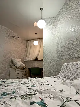 SakuraSara online show from 11/17/25, 05:06