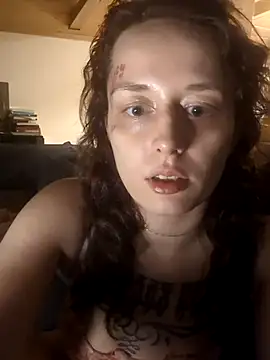 Snapshot of marijacucu chatting on 10/28/25, 09:14 marijacucu online show from 10/28/25, 09:14