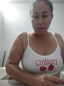 Nala1986 online show from 10/19/25, 05:05