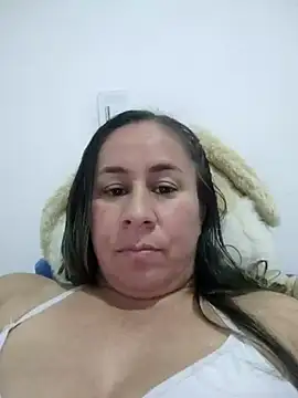 Nala1986 online show from 10/30/25, 01:37