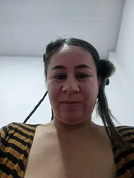 Nala1986 online show from 09/28/25, 02:29