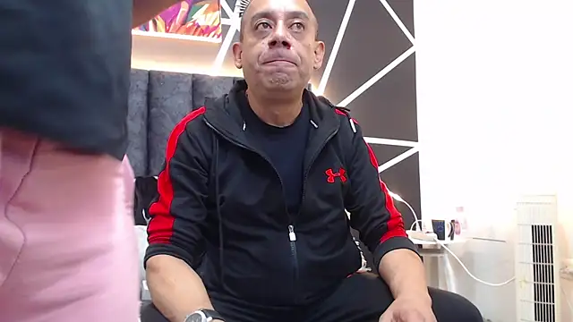 GabrielandAbigail online show from 02/07/26, 03:31