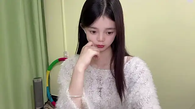 Nicole-13 online show from 12/19/25, 11:45