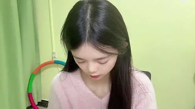 Nicole-13 online show from 11/17/25, 11:14