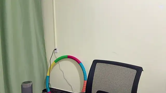 Nicole-13 online show from 12/16/25, 01:15