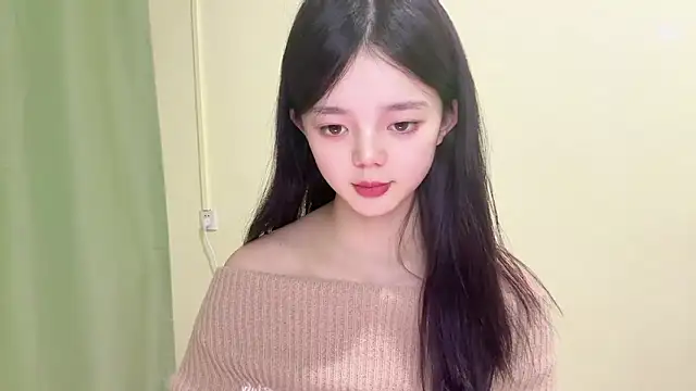 Nicole-13 online show from 11/15/25, 06:39