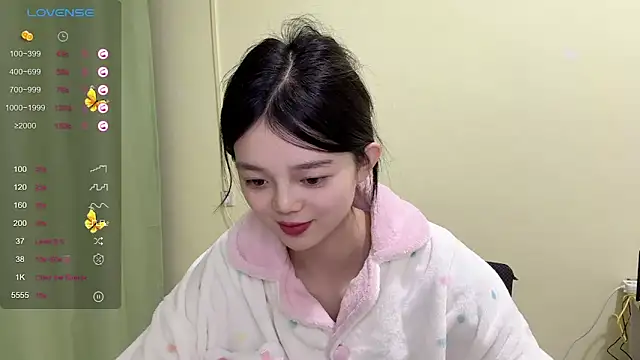 Nicole-13 online show from 10/21/25, 01:54