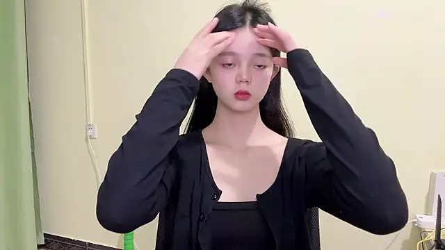 Nicole-13 online show from 11/05/25, 11:02