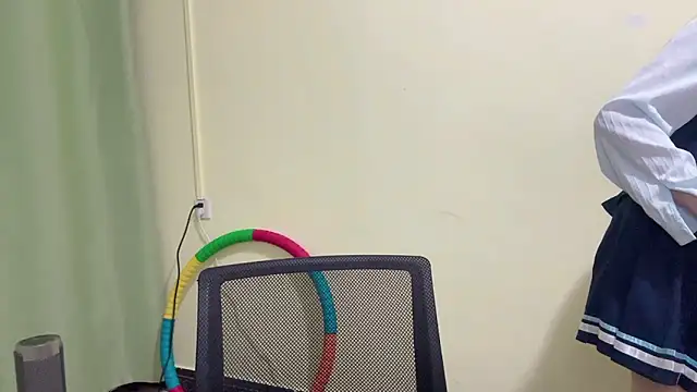 Nicole-13 online show from 12/18/25, 12:31