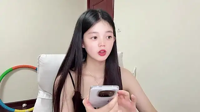 Snapshot of Nicole-13 chatting on 06/02/26, 12:16 Nicole-13 online show from 06/02/26, 12:16