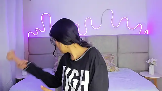 Snapshot of Abrill_2 chatting on 02/10/26, 10:53 Abrill 2 online show from 02/10/26, 10:53