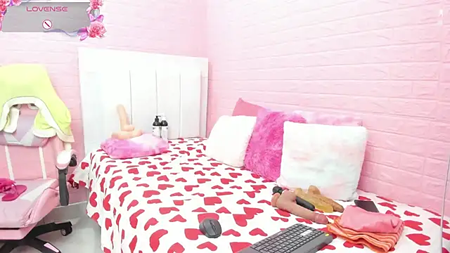 suzanhot 30 online show from 03/06/26, 08:26