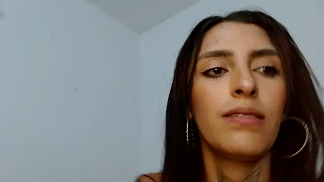 suzanhot 30 online show from 09/13/25, 07:36