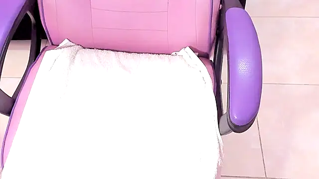 latin doll squirts online show from 10/03/25, 02:07