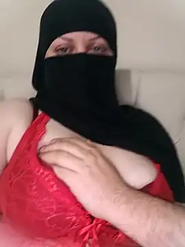 Snapshot of dolgunguzellik chatting on 03/24/26, 07:58 dolgunguzellik online show from 03/24/26, 07:58