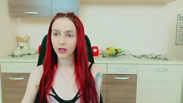 Julia Jae online show from 03/11/26, 07:35