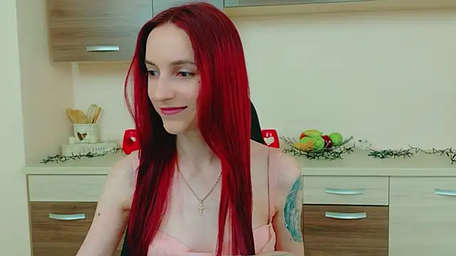 Julia Jae online show from 05/09/26, 05:33