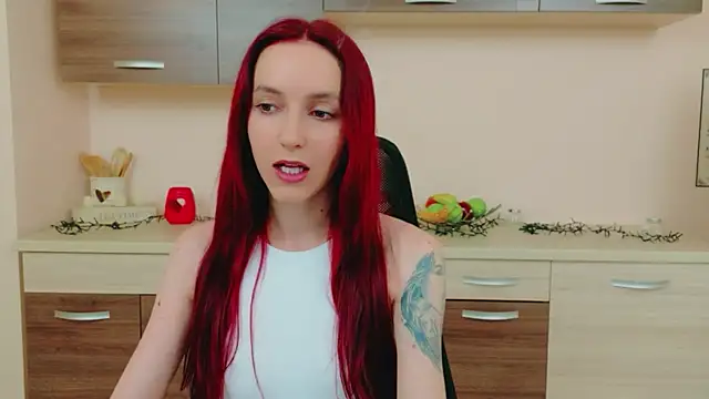 Julia Jae online show from 06/03/26, 06:36