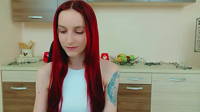Julia Jae online show from 05/10/26, 05:22