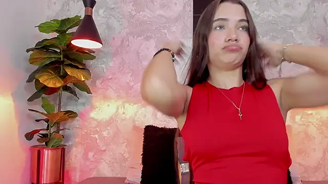 aitana baker  online show from 09/18/25, 05:10