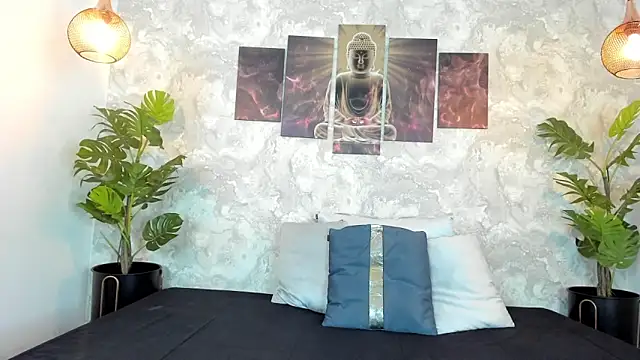 Snapshot of aitana_baker_ chatting on 10/28/25, 07:13 aitana baker online show from 10/28/25, 07:13