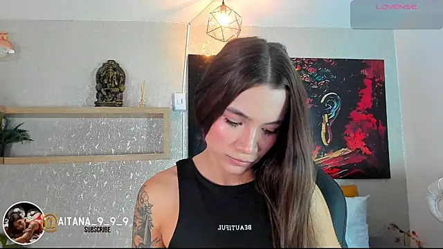 aitana baker  online show from 04/28/26, 04:06
