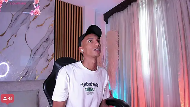 JulienSaint online show from 11/07/25, 12:10