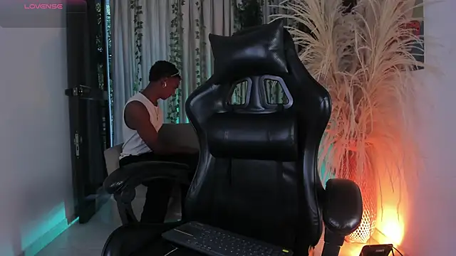 JulienSaint online show from 05/13/26, 11:17